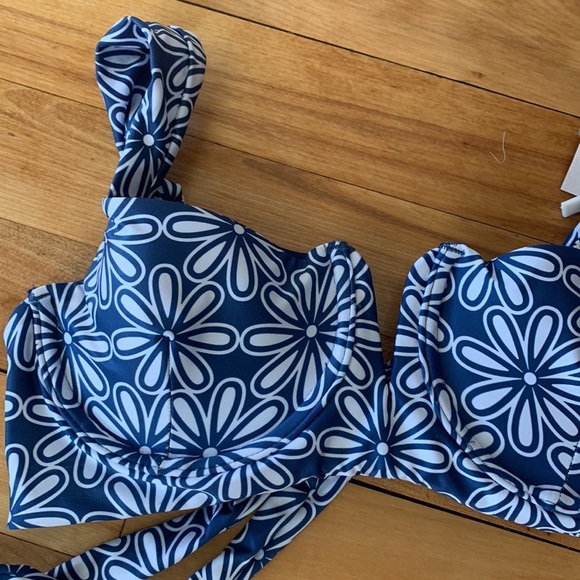 KENNY FLOWERS - THE TODOS SANTOS - BLUE V UNDERWIRE BIKINI TOP - SIZE M - Picture 3 of 10